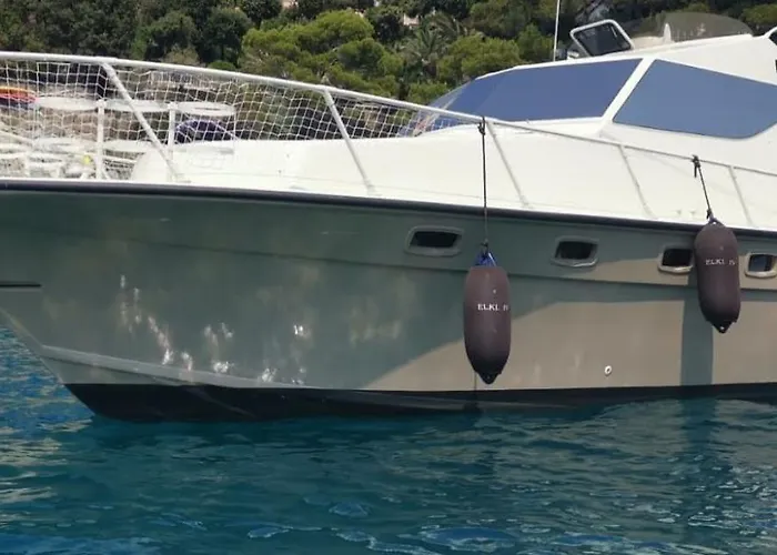 Elki4rent Hotel en barco *